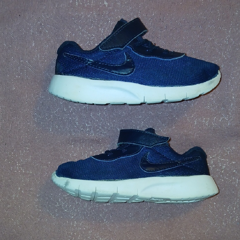 Kids Navy Blue Nike Shoes